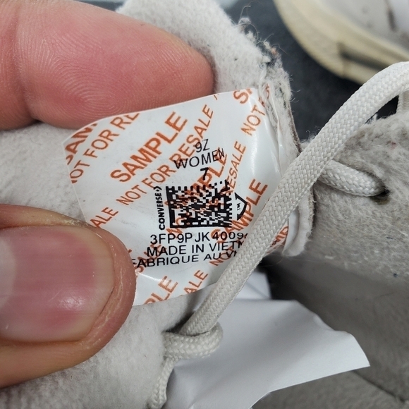 Converse Exclusive Sample Low Sneakers Women Size 7 Shoes - Picture 3 of 11